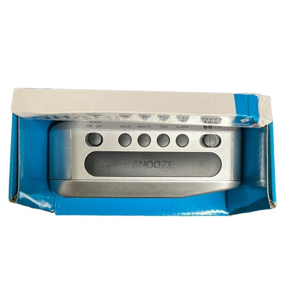 Sharp Electric Digital Dual Alarm Clock Battery Backup LED Large Display Snooze - Picture 3 of 5